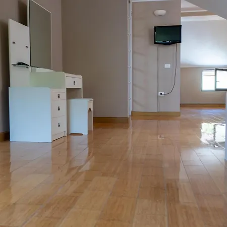 Hanul Din Poiana Appartement *