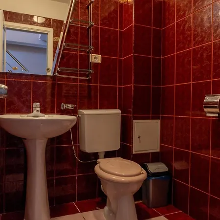 Hanul Din Poiana Appartement *