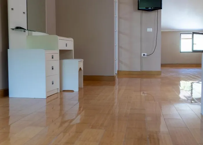 Hanul Din Poiana Appartement *